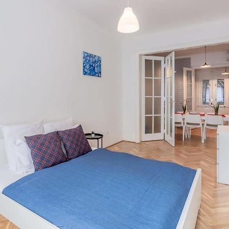 Home Away From Home In The Center Budapest Exterior photo