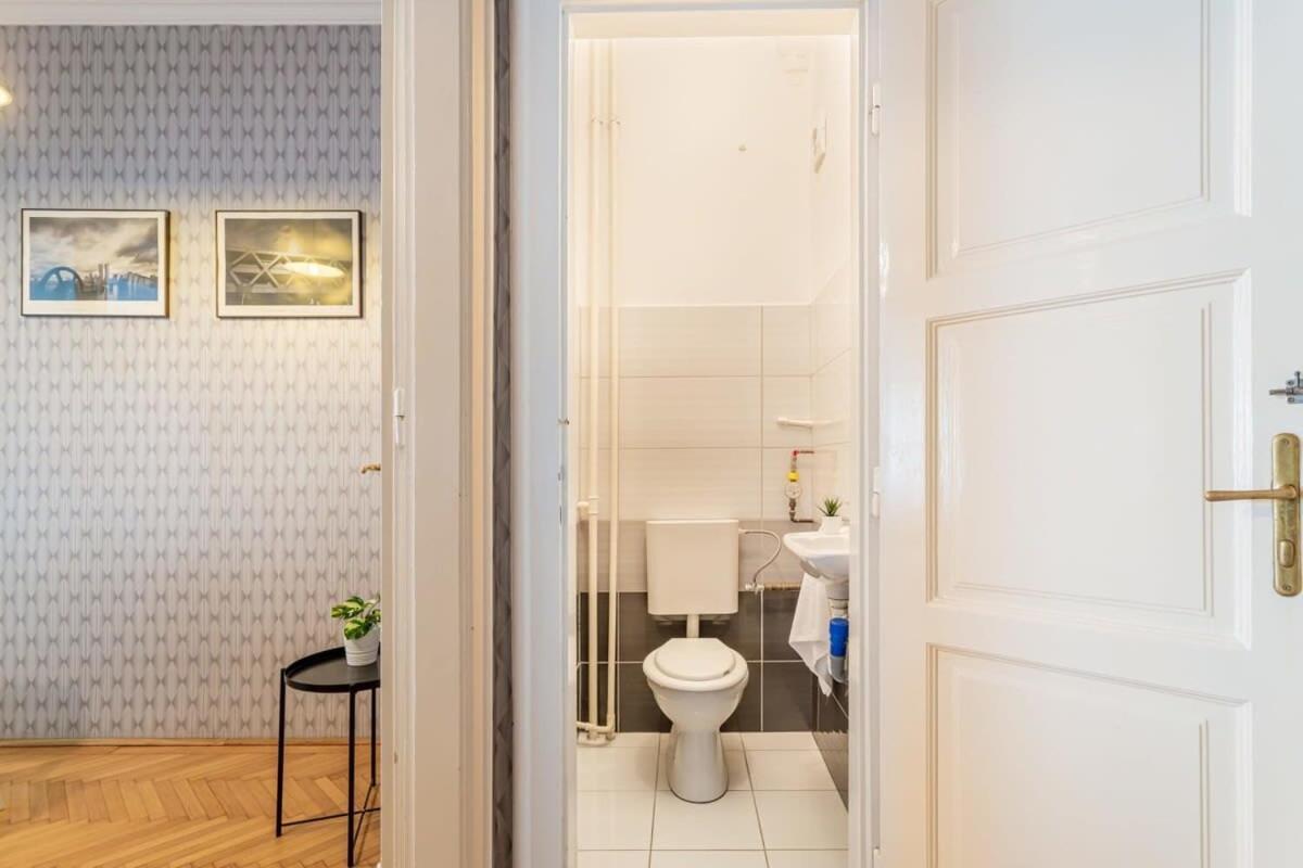 Home Away From Home In The Center Budapest Exterior photo